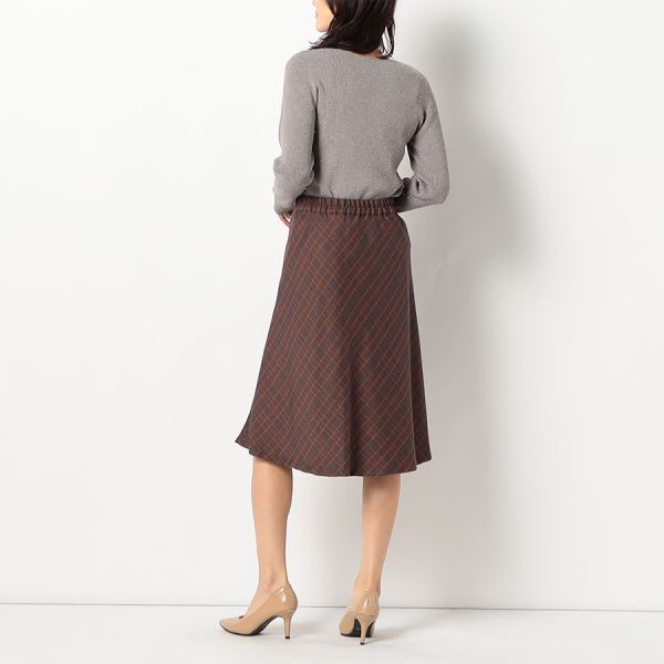 チェック柄ラップ風フレアスカート