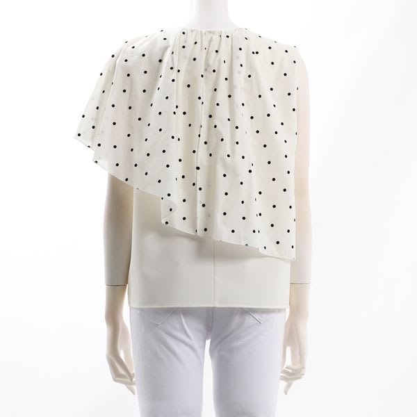 アシンメトリードット柄フリルブラウス