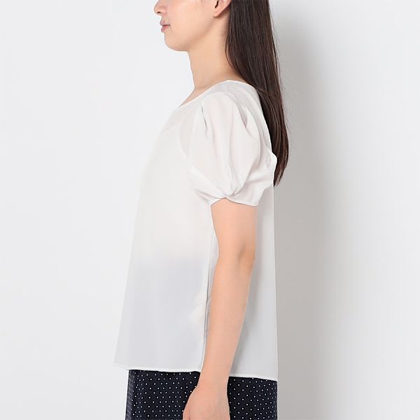 パフスリーブブラウス