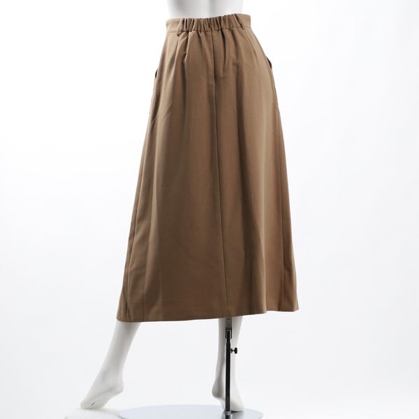 アウトポケットタックスカート