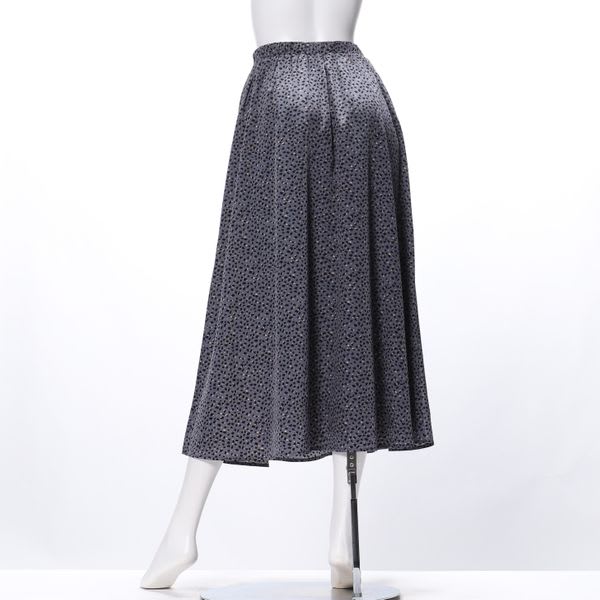 レオパード風ランダムドット柄ギャザーフレアスカート
