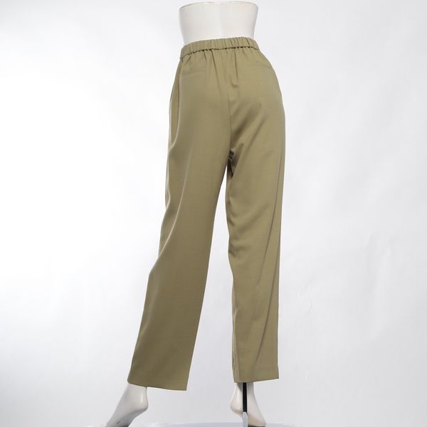 テーパードストレートパンツ