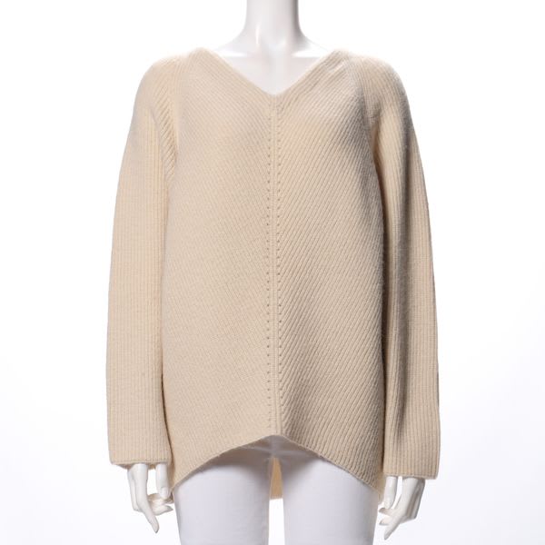 ラグランスリーブVネックニット