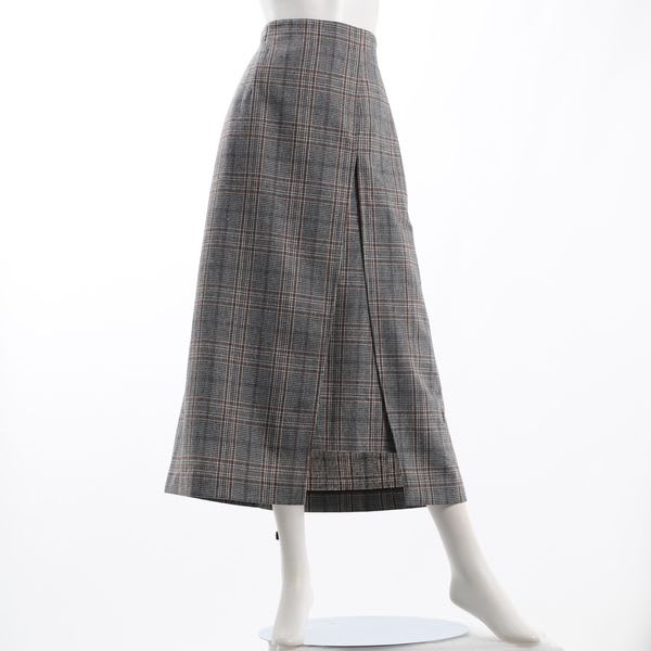 チェック柄ラップスカート