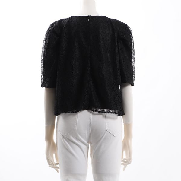 切り替えデザインレースブラウス