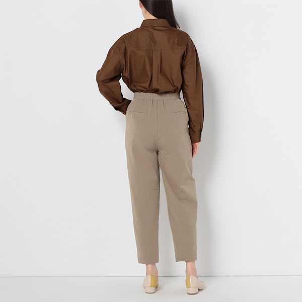 シンプルデザイン前開きシャツブラウス