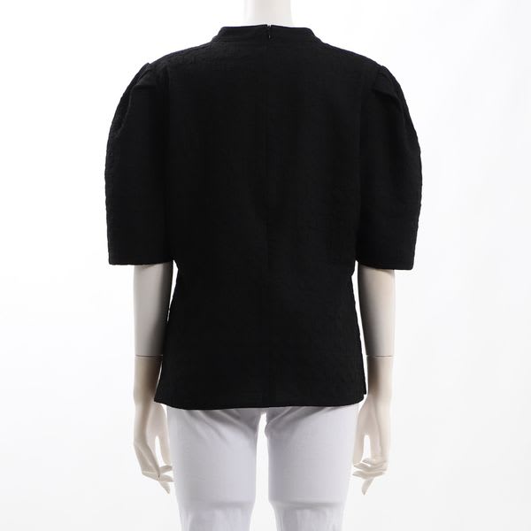 特徴表面感パフスリーブブラウス