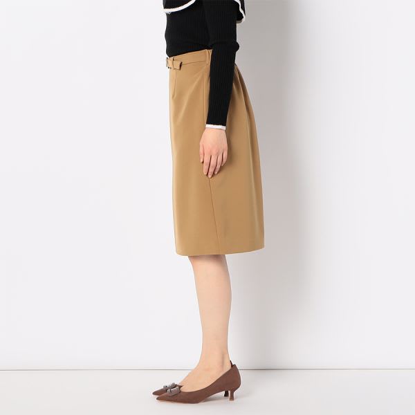 ウエストベルト付きセミタイトスカート