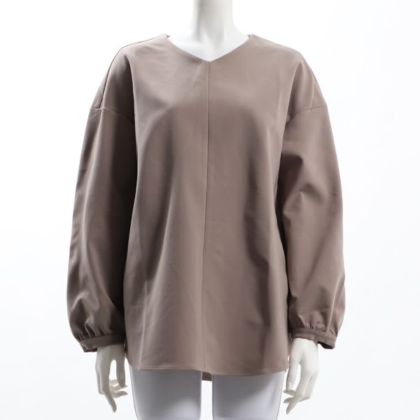 ドロップショルダーVネックブラウス