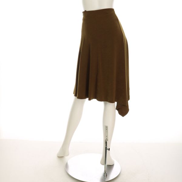 アシンメトリーフレアスカート