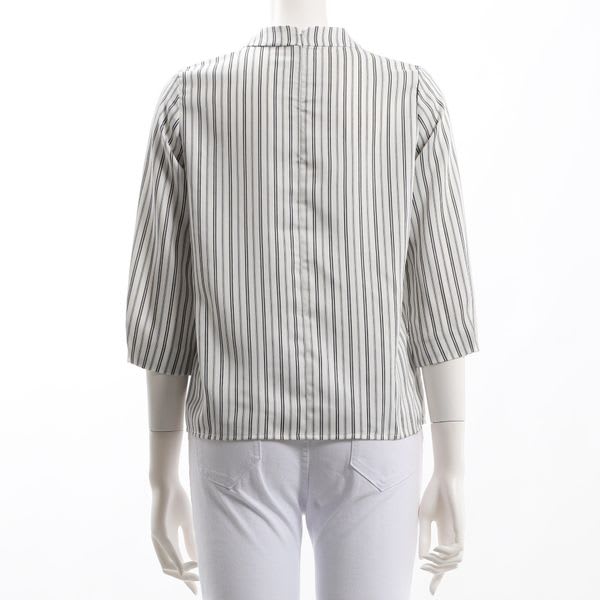ストライプ柄スタンドカラーブラウス