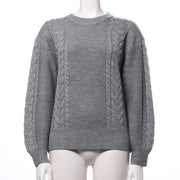 ケーブル編みニット