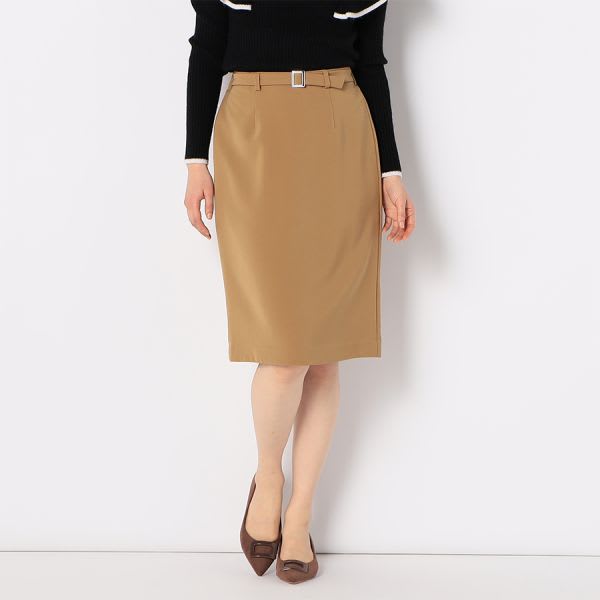 ウエストベルト付きセミタイトスカート