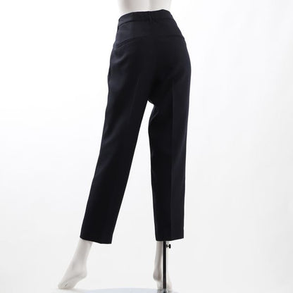 シンプルデザインテーパードパンツ