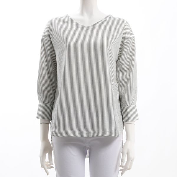 ストライプ柄Vネックブラウス