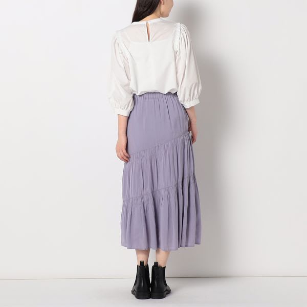 パフスリーブブラウス