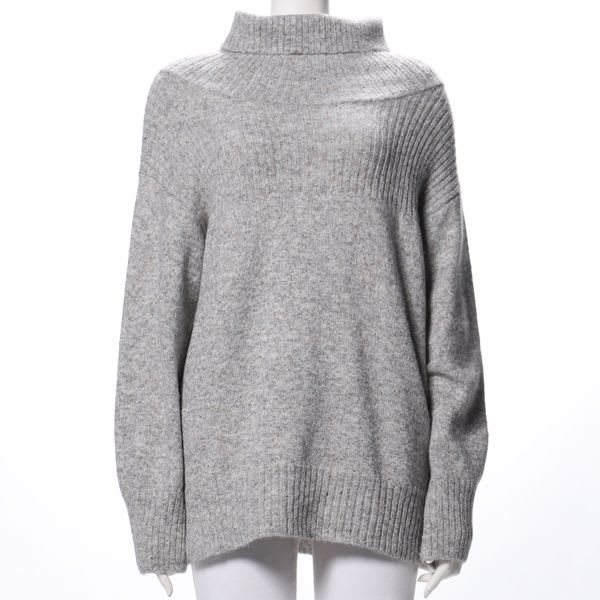 オフタートルネックニット