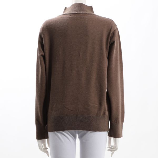 着回しやすいニット