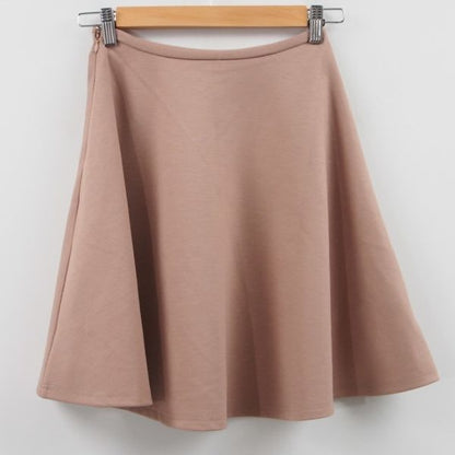 シンプルフレアスカート