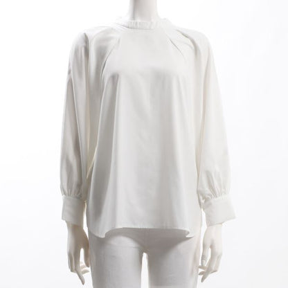 タック入りスタンドカラーブラウス