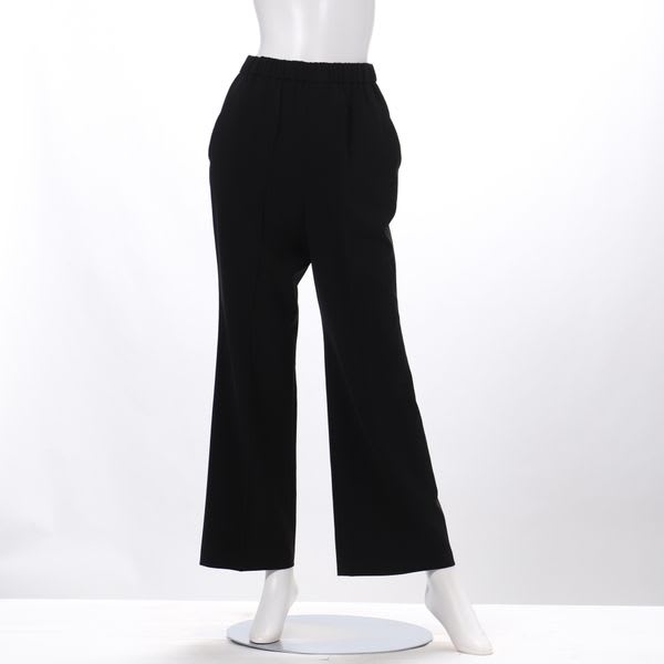 シンプルフレアパンツ