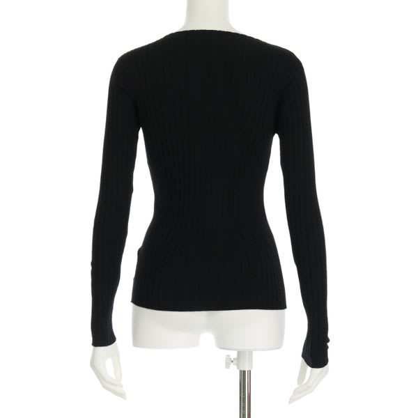 スラッシュドネックリブニットプルオーバー