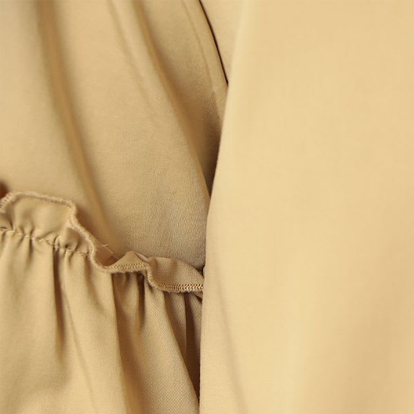 袖フリルブラウス