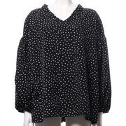 ドット柄ブラウス