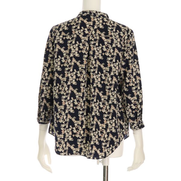 小花柄Vネックブラウス