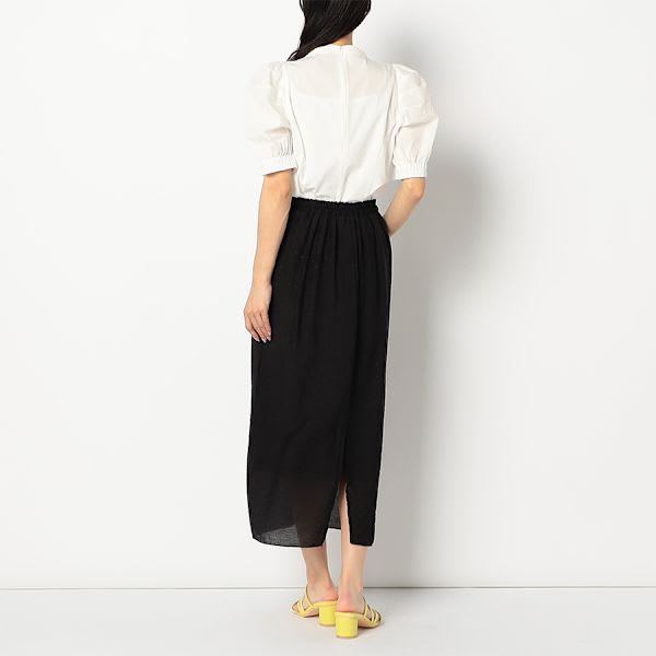 ドット柄スリットスカート