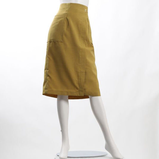 大きめポケットタイトスカート
