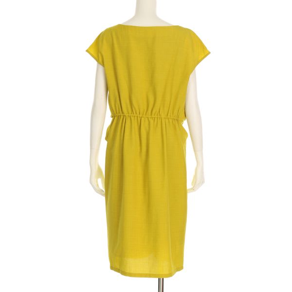 ウエストリボンワンピース