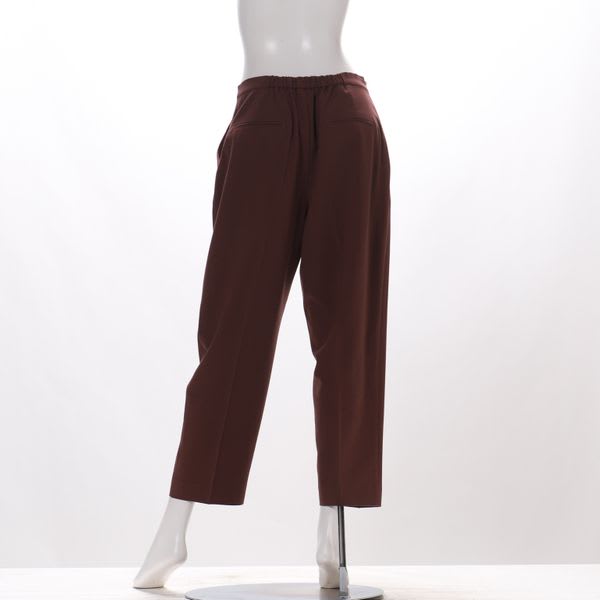 平織りテーパードパンツ