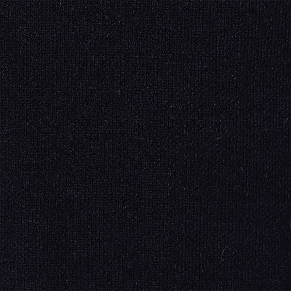 ロゴ入りニット