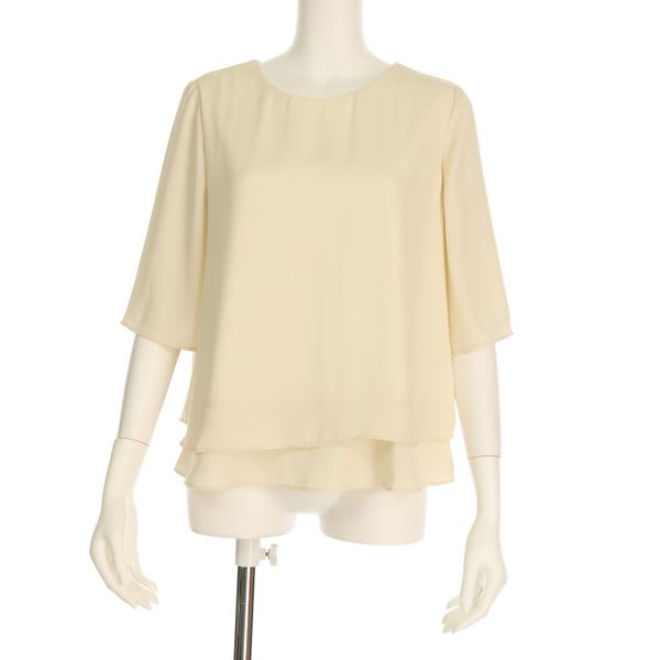 レイヤードデザインブラウス