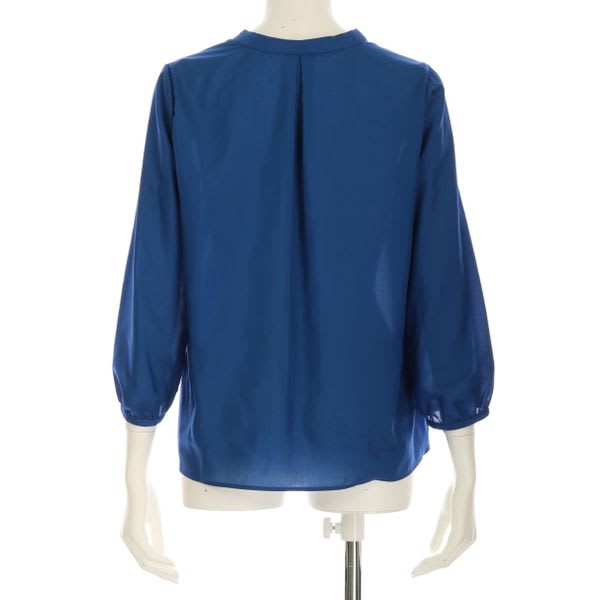 フロントタック入りスタンドカラーブラウス