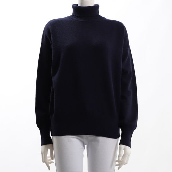 バックシームデザインタートルネックニット