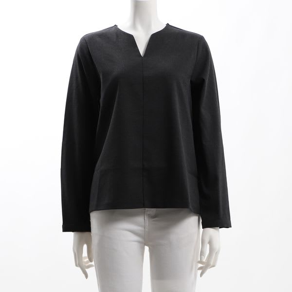 オープンフロントネックブラウス