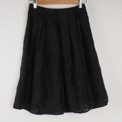 オパール加工花柄タック入り透かしスカート