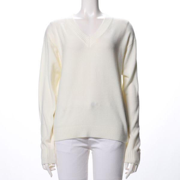 もちもちニットVネックニット