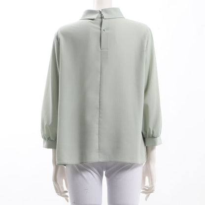 ボウタイ風ブラウス