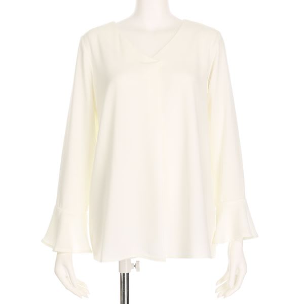 フロントタックフレアスリーブブラウス