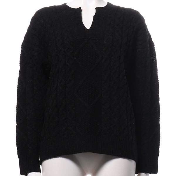 オープンフロントネックケーブル編みニット