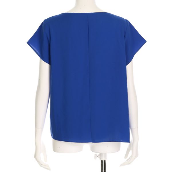 フロントフリルデザインブラウス