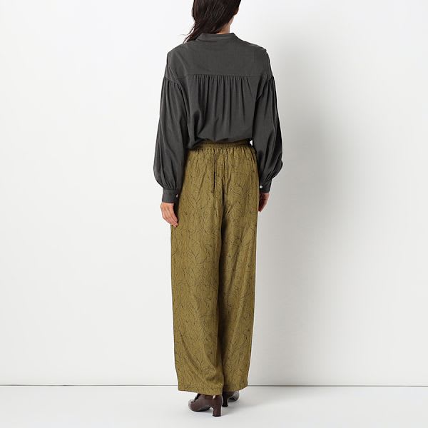 ラインプリント総柄ドロストワイドパンツ