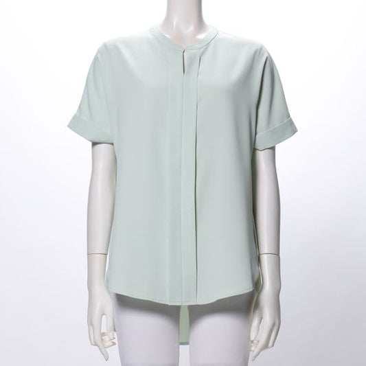 タックデザインオープンフロントネックブラウス