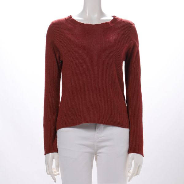 ラウンドネックリブニット