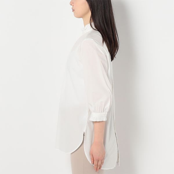 バックボタンフリルネックブラウス