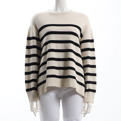 ボーダー柄ニット