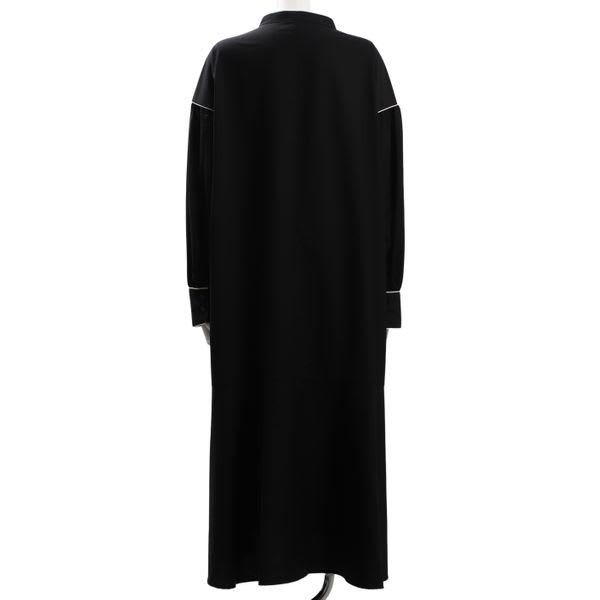 パイピングアクセント前開きバンドカラーワンピース